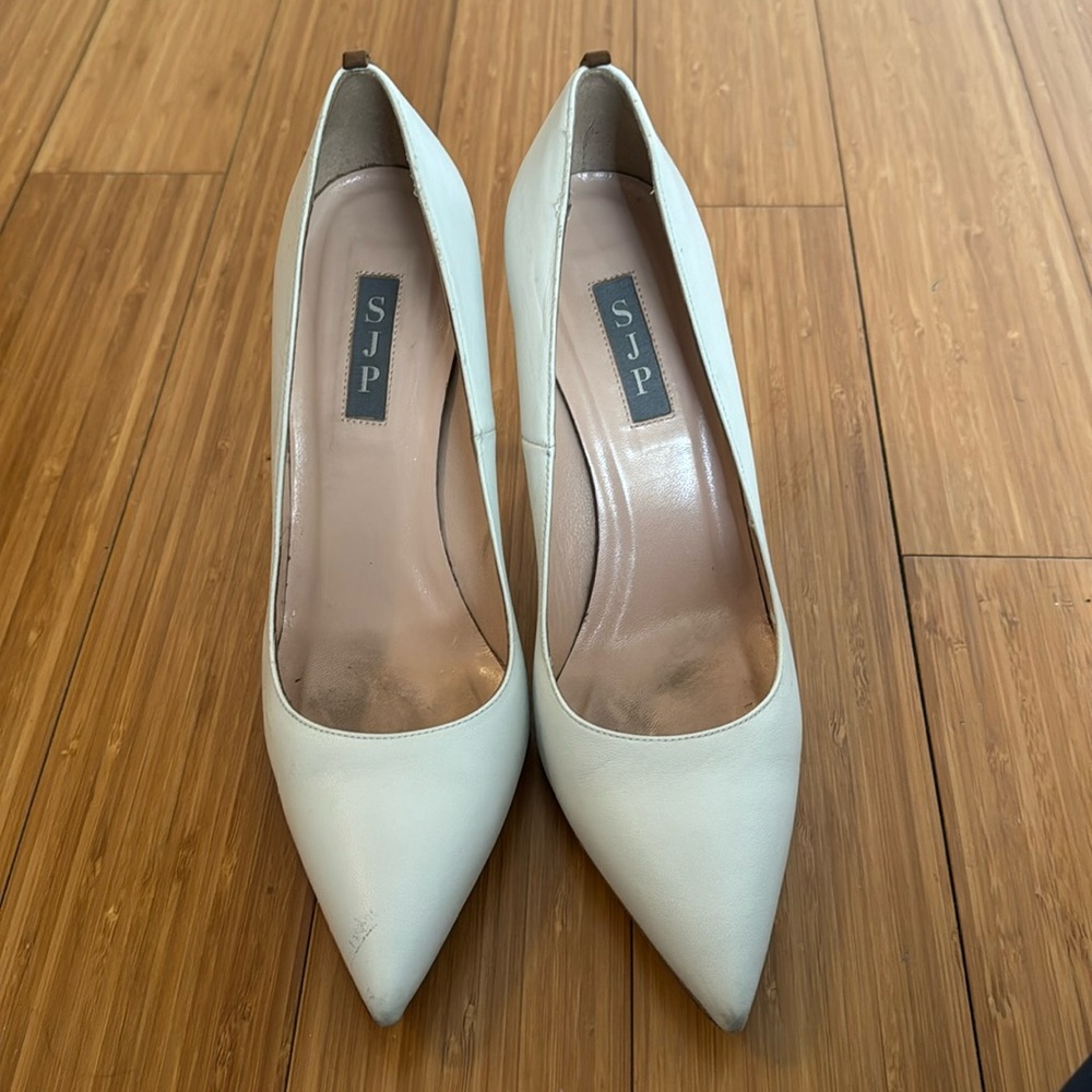 Sex and the city! SJP sold me these shoes!!